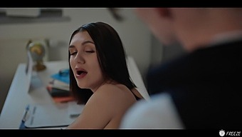 College Girl Gets Fucked And Creampied By Her Professor In Frozen Time