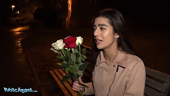 Hd Video Of Aaeysha'S Romantic Valentine'S Day Hotel Encounter